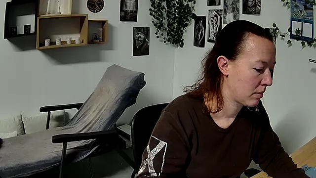 Snapshot of AnyaKrey@xh chatting on 01-20-25, 06:53 AnyaKreyxh online show from 01-20-25, 06:53