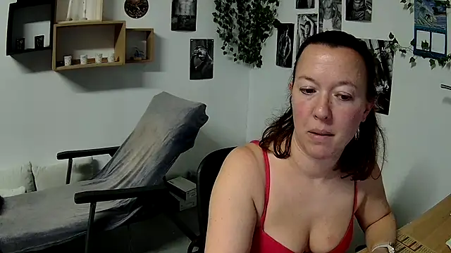 Snapshot of AnyaKrey@xh chatting on 01-21-25, 06:55 AnyaKreyxh online show from 01-21-25, 06:55