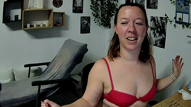 Snapshot of AnyaKrey@xh chatting on 01-25-25, 06:24 AnyaKreyxh online show from 01-25-25, 06:24