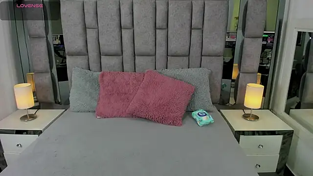 EMMAHILL1 online show from 07-21-26, 11:12