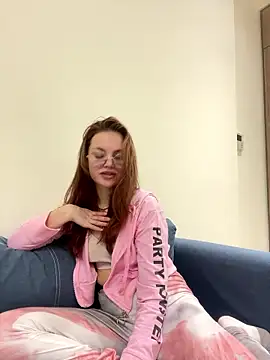 lovebellagrey online show from 01-17-26, 11:26