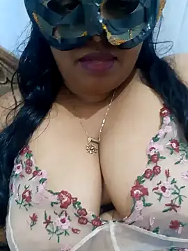 Snapshot of chubby_wife chatting on 02-06-25, 10:26 chubby wife online show from 02-06-25, 10:26