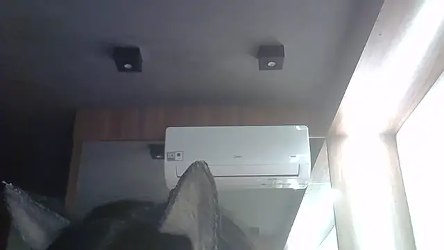 Snapshot of Skinny-Kitten chatting on 05-24-26, 04:01 Skinny-Kitten online show from 05-24-26, 04:01