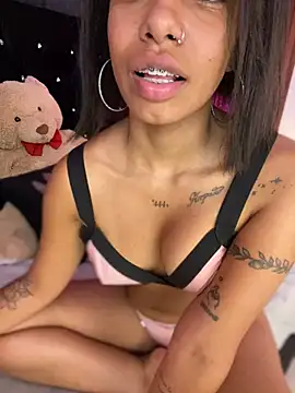 Snapshot of ATENEA_SEXXXY chatting on 01-05-25, 02:38 ATENEA SEXXXY online show from 01-05-25, 02:38