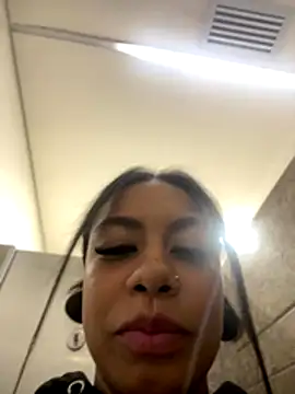 Snapshot of ATENEA_SEXXXY chatting on 11-20-25, 09:47 ATENEA SEXXXY online show from 11-20-25, 09:47