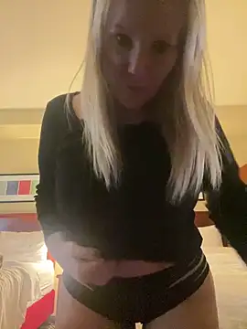 Snapshot of Sexual_Lovable_Doll chatting on 11-03-25, 06:42 Sexual Lovable Doll online show from 11-03-25, 06:42