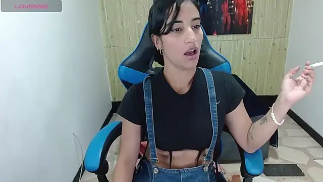 Snapshot of _nathaly_sweet chatting on 12-27-24, 08:28 nathaly sweet online show from 12-27-24, 08:28