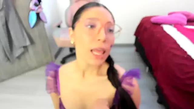 Spit queen online show from 02-06-25, 05:09