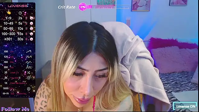 Martina Dash online show from 10-28-25, 11:14