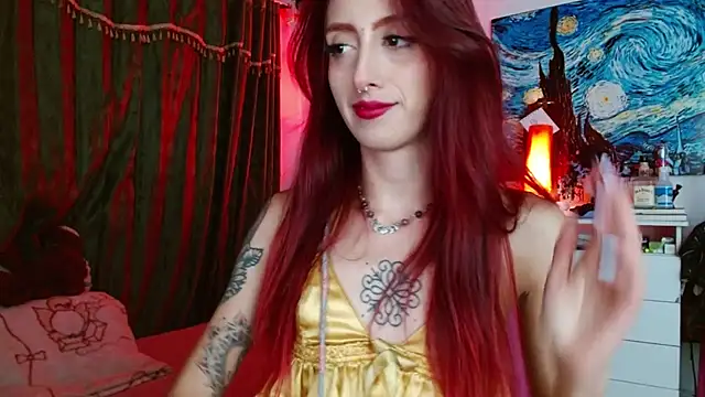 Snapshot of alisseallie chatting on 11-12-25, 01:28 alisseallie online show from 11-12-25, 01:28