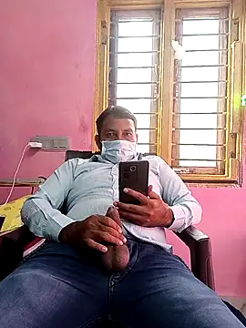 adicma123 online show from 10-31-25, 09:43