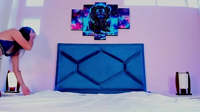 EmmaWilliamss online show from 12-10-24, 01:55