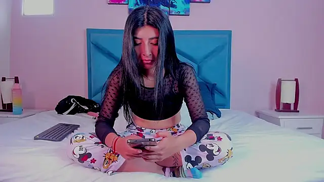 EmmaWilliamss online show from 12-26-24, 01:21