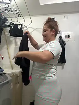 EmilyBarragan online show from 01-21-25, 07:04