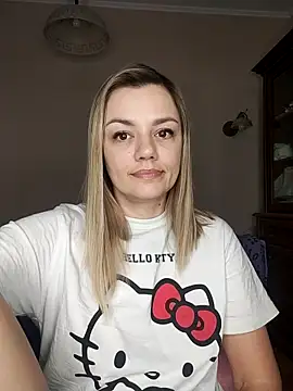 KrissSexi online show from 02-28-25, 03:37