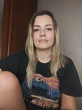 KrissSexi online show from 11-22-25, 07:02