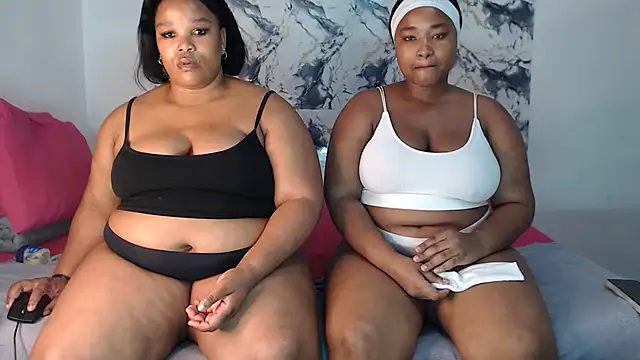 SexyAmeena2002 online show from 04-17-26, 08:01