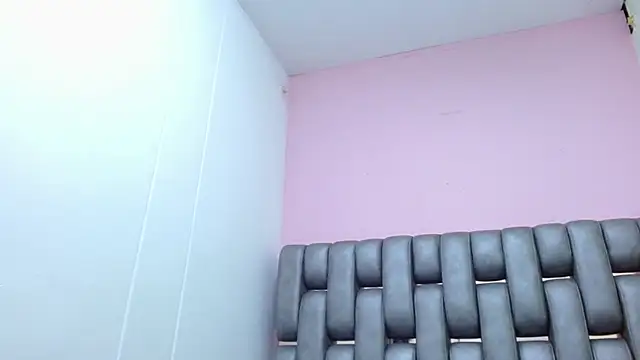 Snapshot of AlbertBernal69 chatting on 09-19-25, 02:24 AlbertBernal69 online show from 09-19-25, 02:24