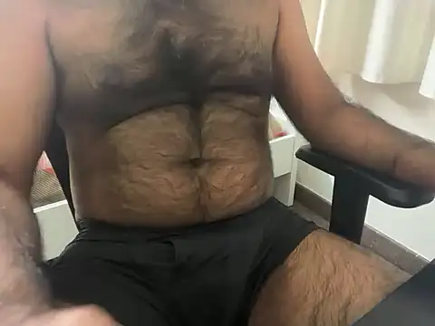 Snapshot of sundar1988cse chatting on 02-13-26, 01:40 sundar1988cse online show from 02-13-26, 01:40