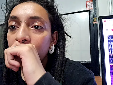 Snapshot of ORIANNA_BODMOD chatting on 10-30-25, 11:16 ORIANNA BODMOD online show from 10-30-25, 11:16