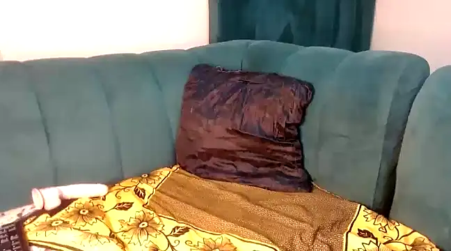 Snapshot of judyshinel20 chatting on 03-19-25, 07:49 judyshinel20 online show from 03-19-25, 07:49