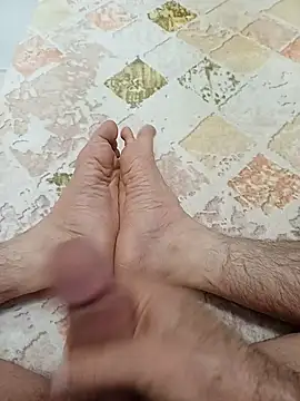 Hardapple01 online show from 01-12-25, 03:28