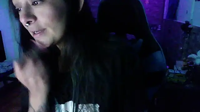 AngelaQueen  online show from 10-15-25, 06:08