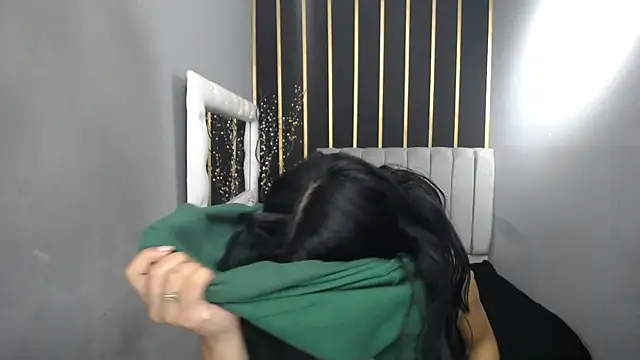 Snapshot of keizy__conte chatting on 01-16-25, 04:39 keizy conte online show from 01-16-25, 04:39