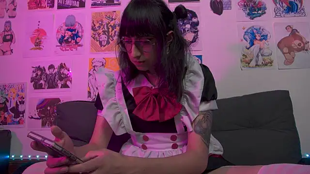 snowblack  online show from 01-13-25, 02:32