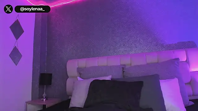 lena banks online show from 11-03-25, 10:21