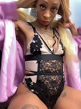 Snapshot of SlimBeenBadd1981 chatting on 02-22-25, 11:24 SlimBeenBadd1981 online show from 02-22-25, 11:24