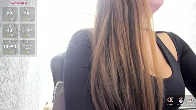 LunaBaker-1 online show from 01-15-26, 08:34