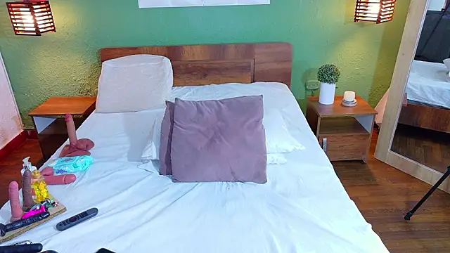 dannaahbrown online show from 02-10-26, 01:37