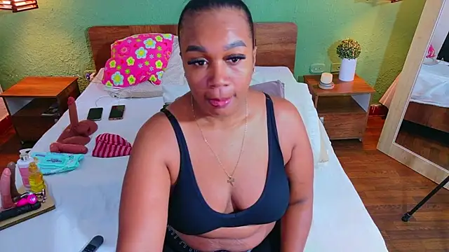Snapshot of dannaahbrown chatting on 05-07-26, 04:34 dannaahbrown online show from 05-07-26, 04:34