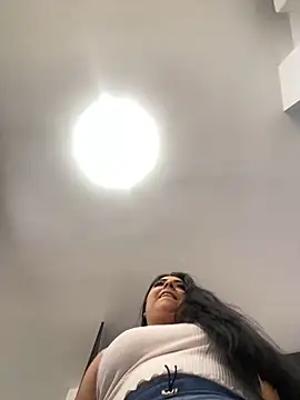 Snapshot of xoxo_sol chatting on 10-14-25, 09:04 xoxo sol online show from 10-14-25, 09:04