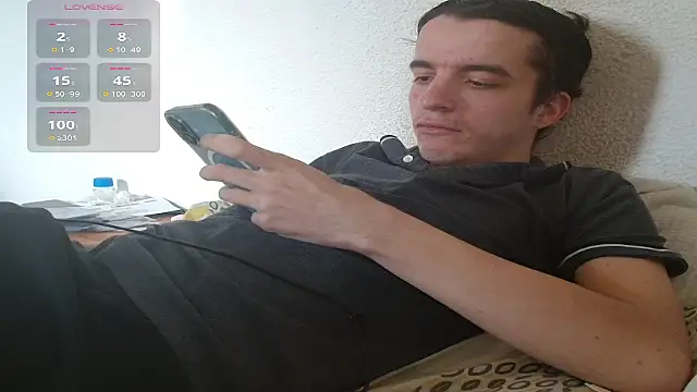 Tombgy07 online show from 03-08-26, 12:09