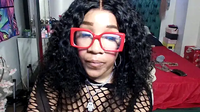 YasmineMinaj online show from 09-11-25, 11:05