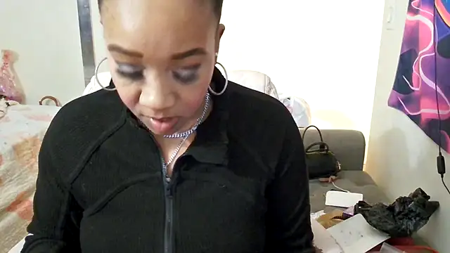 YasmineMinaj online show from 12-03-25, 12:51