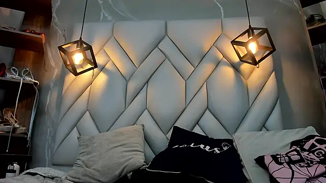 SakuraLee  online show from 02-10-25, 07:28