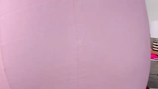 charlott lens online show from 01-25-25, 07:39