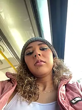 charlott lens online show from 02-19-25, 01:06