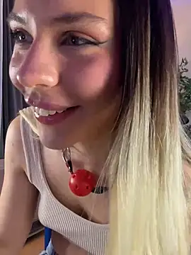 KittyKatyDream online show from 01-18-25, 04:53