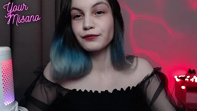 Snapshot of YourMisano chatting on 12-22-24, 11:31 YourMisano online show from 12-22-24, 11:31