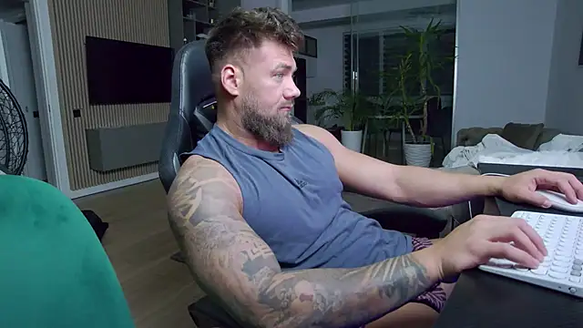 UbbeViking online show from 02-10-25, 06:24