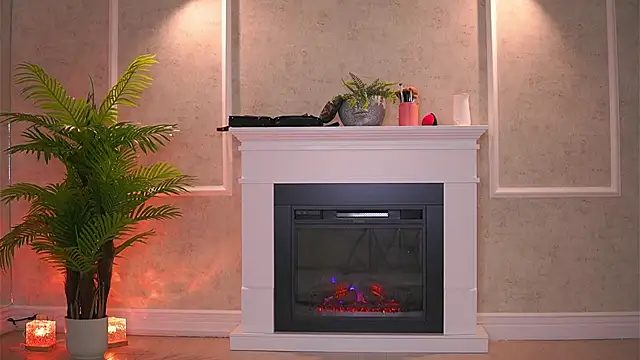 Abbela White online show from 12-05-25, 06:44