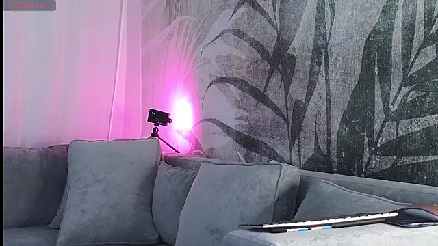 Snapshot of lily__foster chatting on 12-02-24, 06:41 lily foster online show from 12-02-24, 06:41