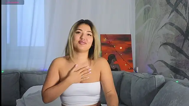 Snapshot of lily__foster chatting on 12-29-24, 06:03 lily foster online show from 12-29-24, 06:03