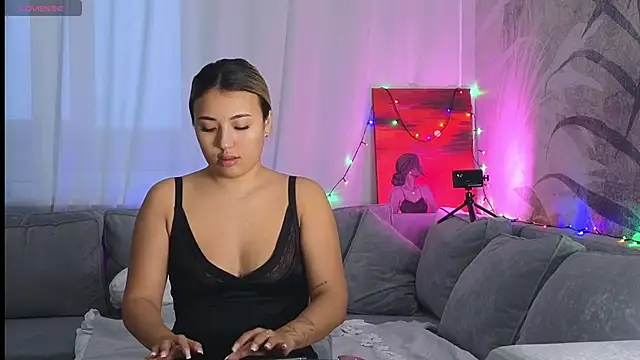 Snapshot of lily__foster chatting on 12-30-24, 06:09 lily foster online show from 12-30-24, 06:09