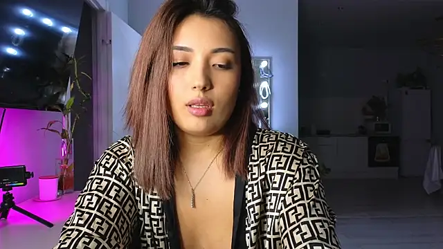 Snapshot of lily__foster chatting on 03-20-25, 07:04 lily foster online show from 03-20-25, 07:04