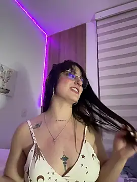 Snapshot of Megan_lu2 chatting on 02-08-25, 10:07 Megan lu2 online show from 02-08-25, 10:07